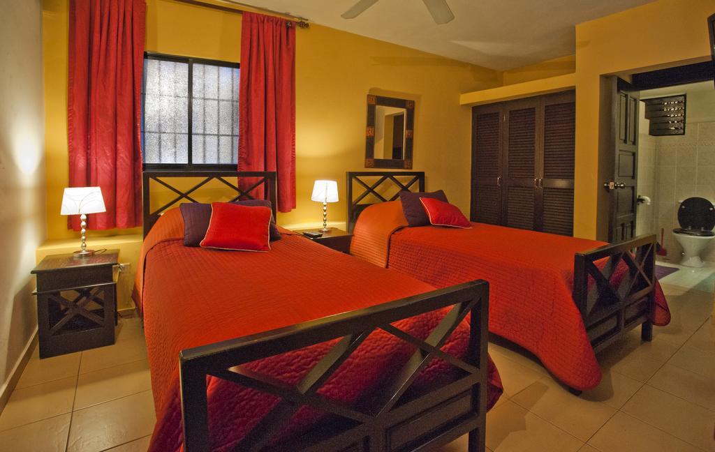 Hotel Casa Naemie Santo Domingo Esterno foto