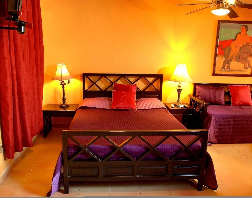 Hotel Casa Naemie Santo Domingo Esterno foto