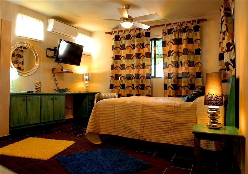 Hotel Casa Naemie Santo Domingo Esterno foto