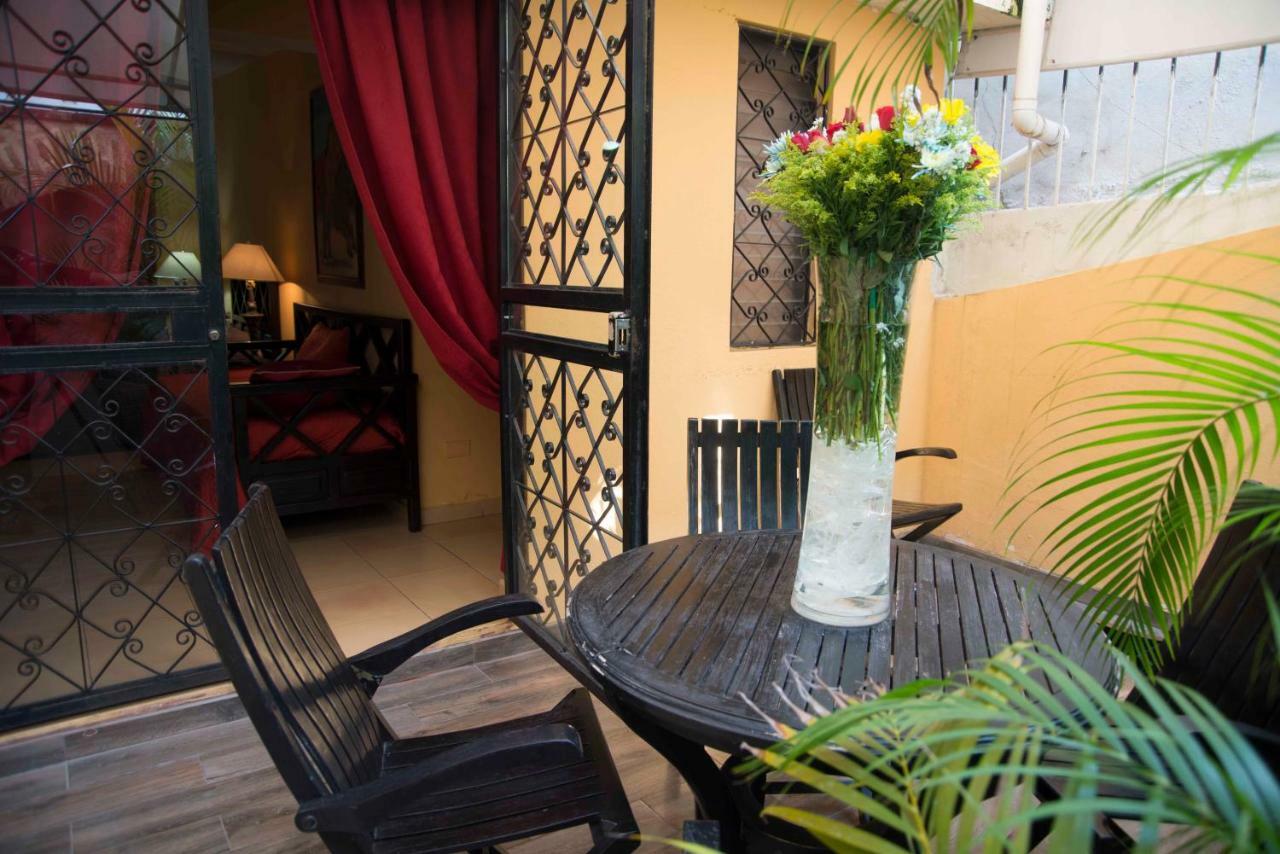 Hotel Casa Naemie Santo Domingo Esterno foto